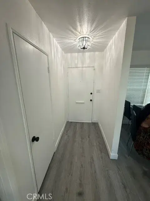 2960 8th Avenue, Los Angeles, CA 90018 - #2