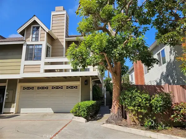 292 Palmer Street #C2, Costa Mesa, CA 02627