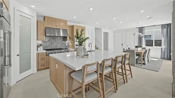 2035 Wildberry Way, Rancho Mission Viejo, CA 92694