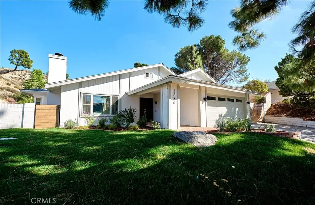 11546 Viking, Porter Ranch, CA 91326 - #1