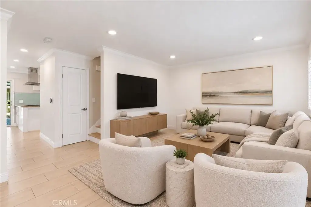 3165 College, Costa Mesa, CA 92626 - #1