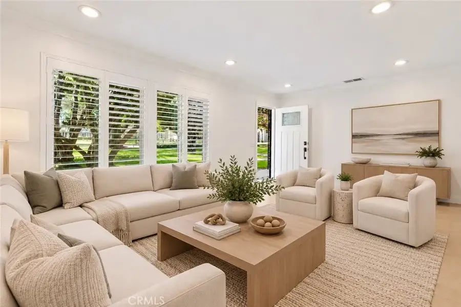 3165 College, Costa Mesa, CA 92626 - #3