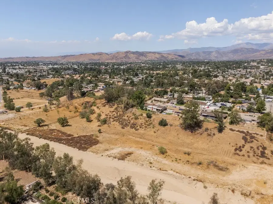 35525 Wildwood Canyon Road, Yucaipa, CA 92399 - #3