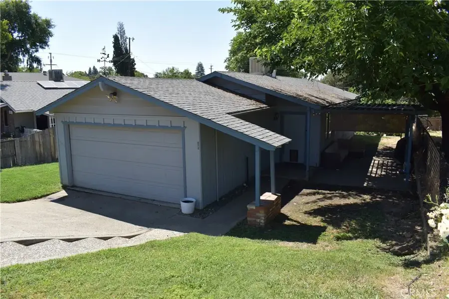 3695 Stauss, Oroville, CA 95966 - #3