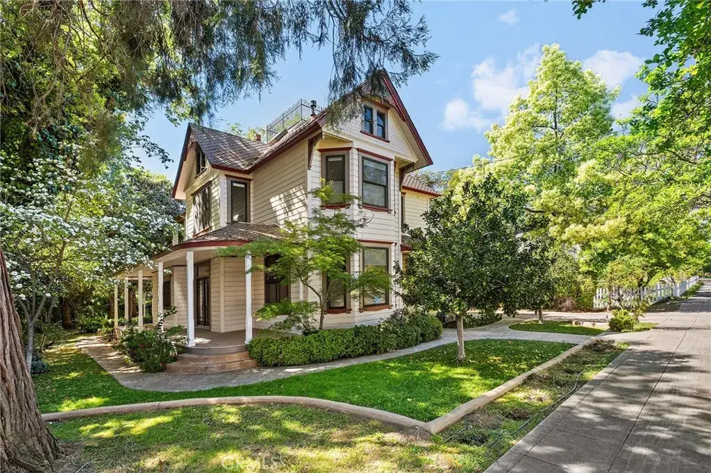 1344 1st, Oroville, CA 95965 - #1