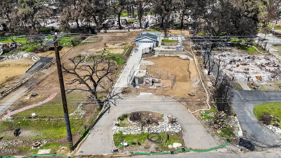 369 E Altadena Dr, Altadena, CA 91001 - Image #2