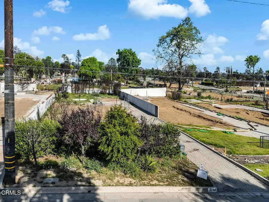 3296 Fair Oaks Ave, Altadena, CA 91001 - Image #2