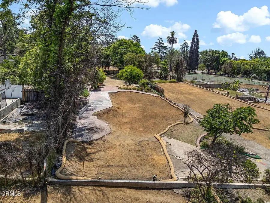 559 E Marigold St, Altadena, CA 91001 - Image #3