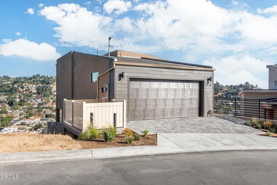 3874 W Point Drive, Los Angeles, CA 90065 - Image #2