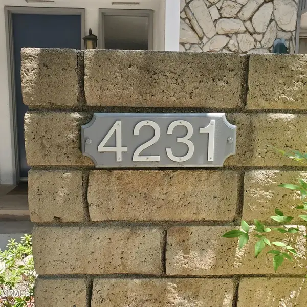 4231 Sarah Street #15, Burbank, CA 91505