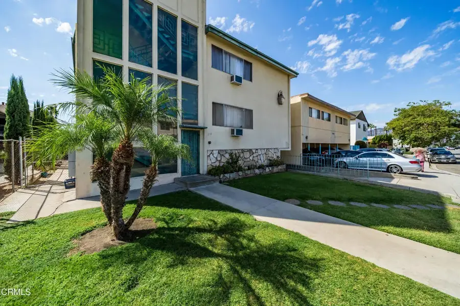 214 E Chevy Chase Drive Drive, Glendale, CA 91205 - Image #2