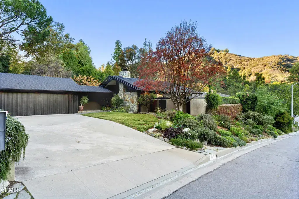 1345 Carnarvon Drive, Pasadena, CA 91103 - Image #1