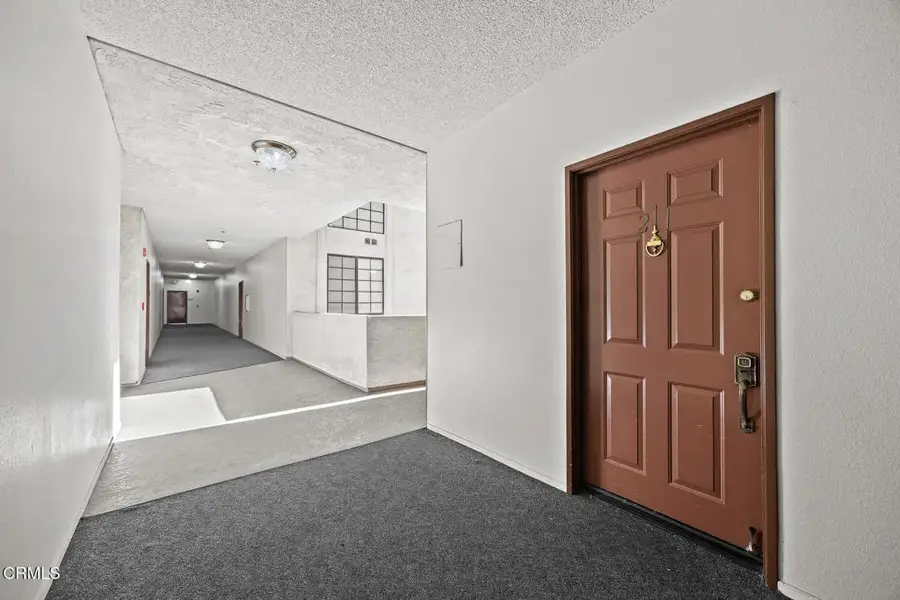 235 S Holliston Avenue #211, Pasadena, CA 91106 - Image #3