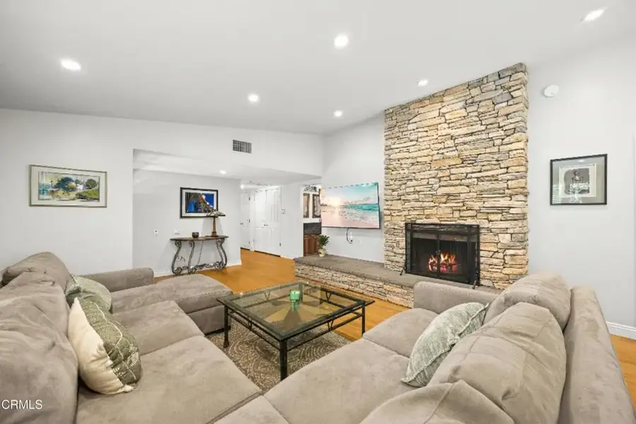 5524 Ocean View Boulevard, La Canada Flintridge, CA 91011 - Image #3