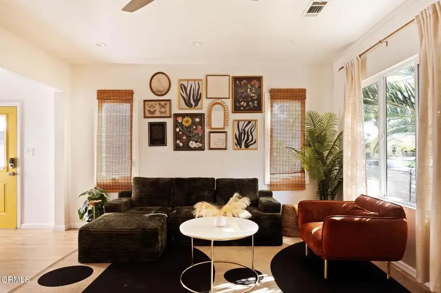 319 W 23rd Street, Long Beach, CA 90806 - #3