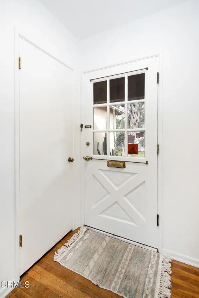 6425 Columbus Avenue, Van Nuys, CA 91411 - #3