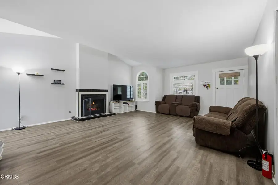 536 E Elk Avenue, Glendale, CA 91205 - #3