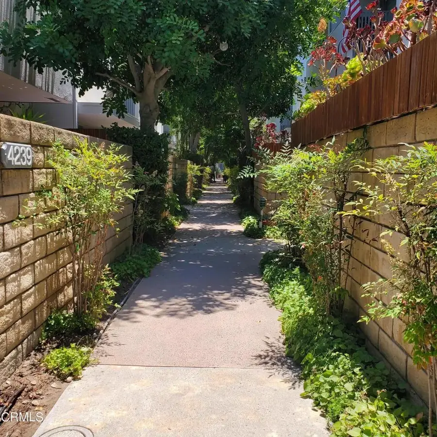 4231 Sarah Street, Burbank, CA 91505 - #2