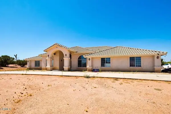 7176 Cataba Road, Oak Hills, CA 92344