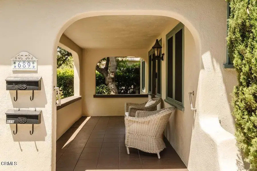 689 E Woodbury Road, Altadena, CA 91001 - #3
