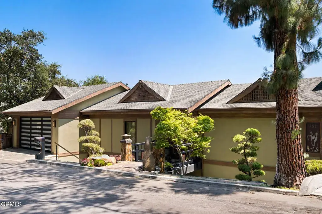 988 Glen Oaks Boulevard, Pasadena, CA 91105 - #1