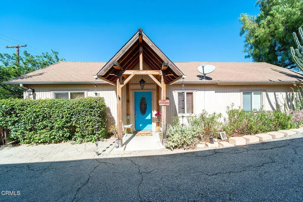8950 Oswego Street, Sunland, CA 91040 - #1