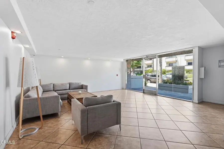 5260 Bellingham Avenue, Valley Village, CA 91607 - #2