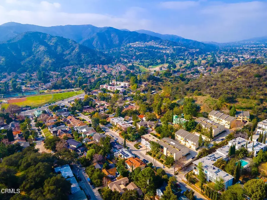 2 Vista Del Verde, Glendale, CA 91208 - #3