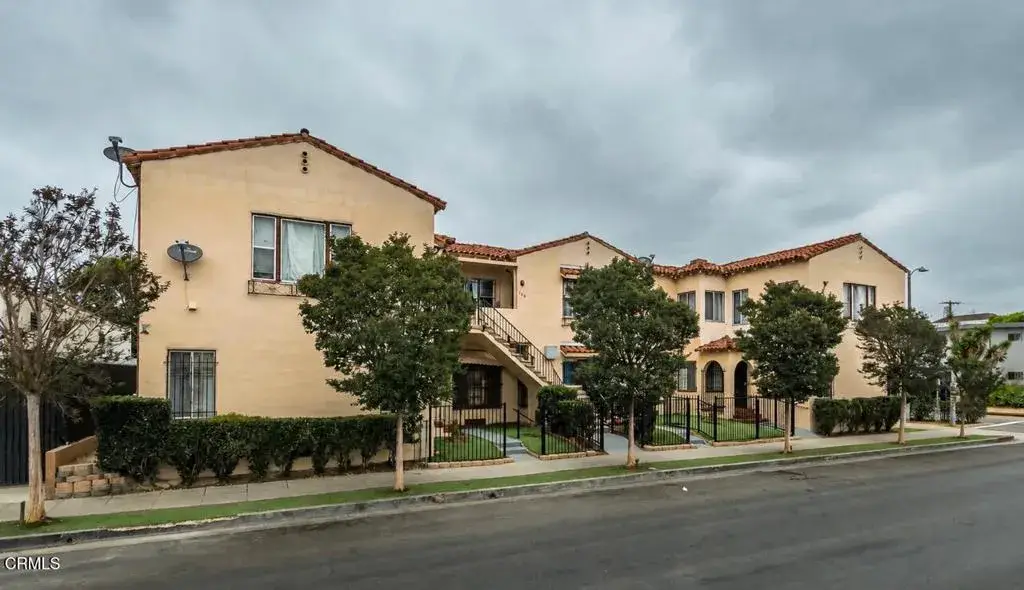 3201 W 21st Street, Los Angeles, CA 90018 - #1