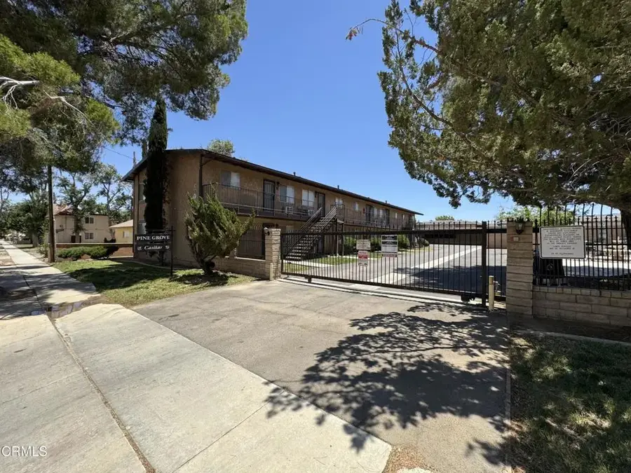 524-E Avenue Q-12, Palmdale, CA 93550 - #3