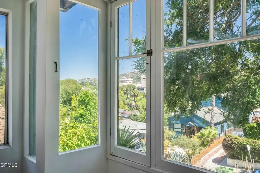 4012 Clayton Avenue West, Los Angeles, CA 90027 - #3