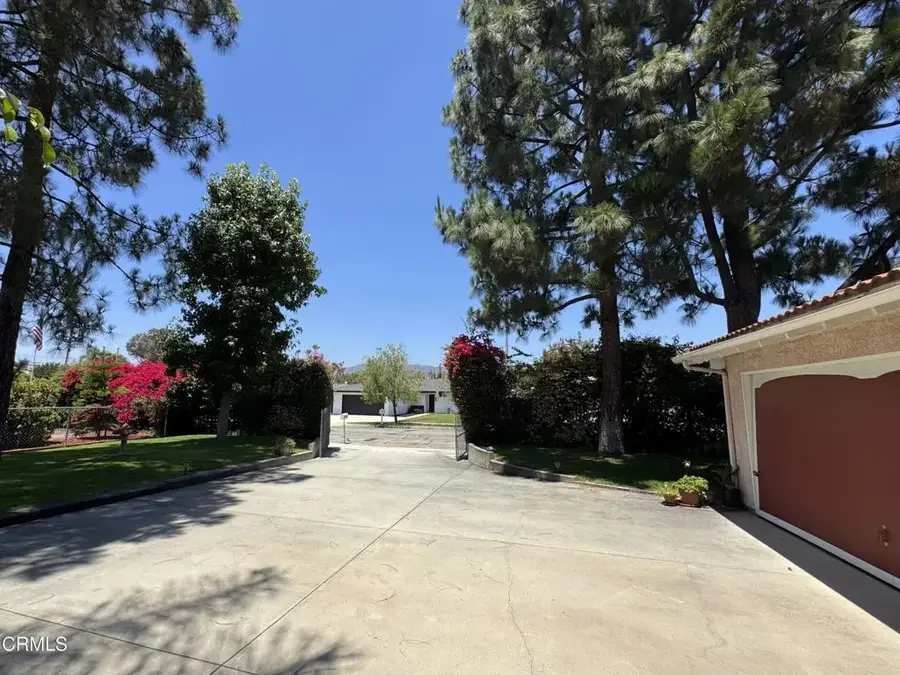 910 Claraday Street, Glendora, CA 91740 - #2