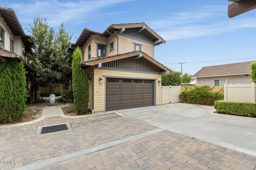 902 W Colorado Boulevard #D, Monrovia, CA 91016 - #2