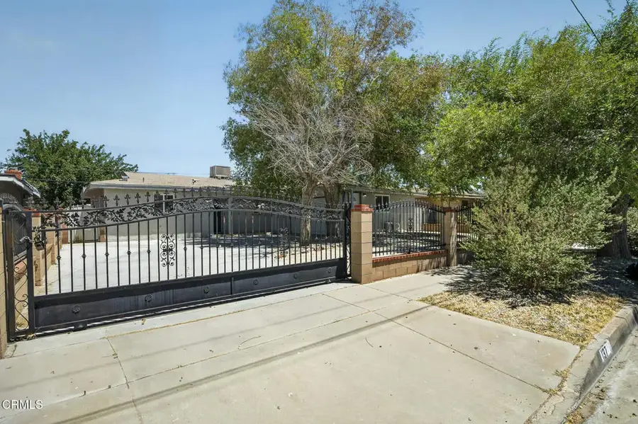 137 E Avenue J 8, Lancaster, CA 93535 - #3