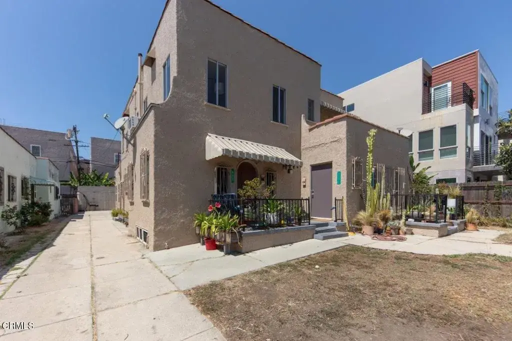 833 N Ridgewood Place, Los Angeles, CA 90038 - #1