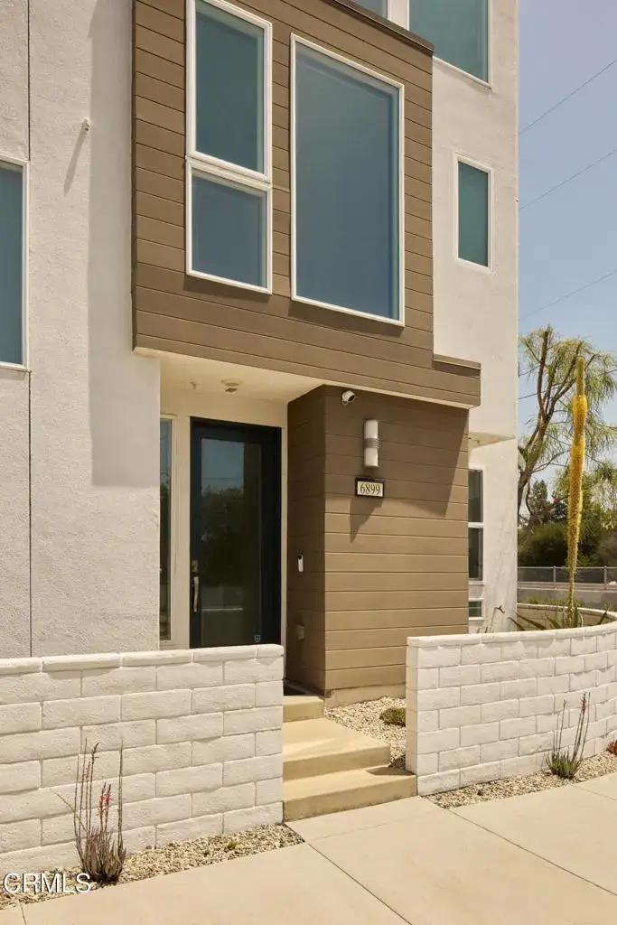 6899 Pollard Street, Los Angeles, CA 90042 - #3