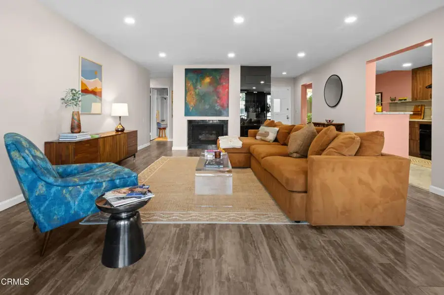 225 Hermosa Avenue #102, Long Beach, CA 90802 - #3