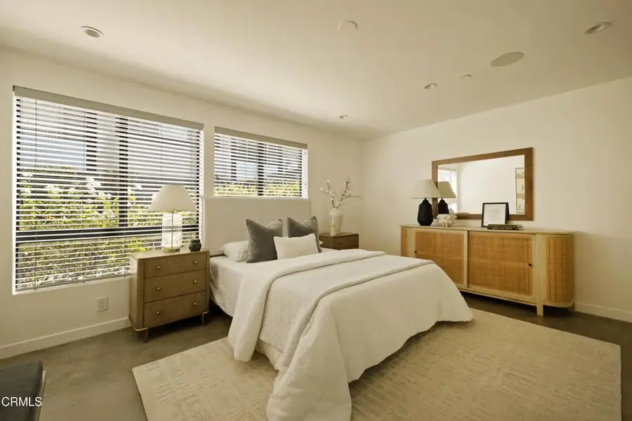 643 N Hayworth Avenue, Los Angeles, CA 90048 - #3