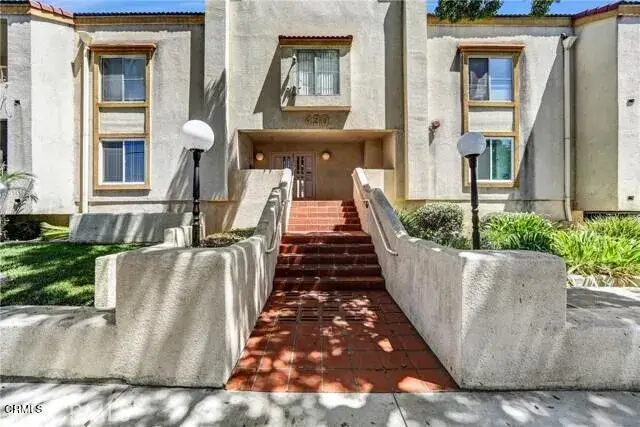430 N Holliston Avenue #103, Pasadena, CA 91106 - #1