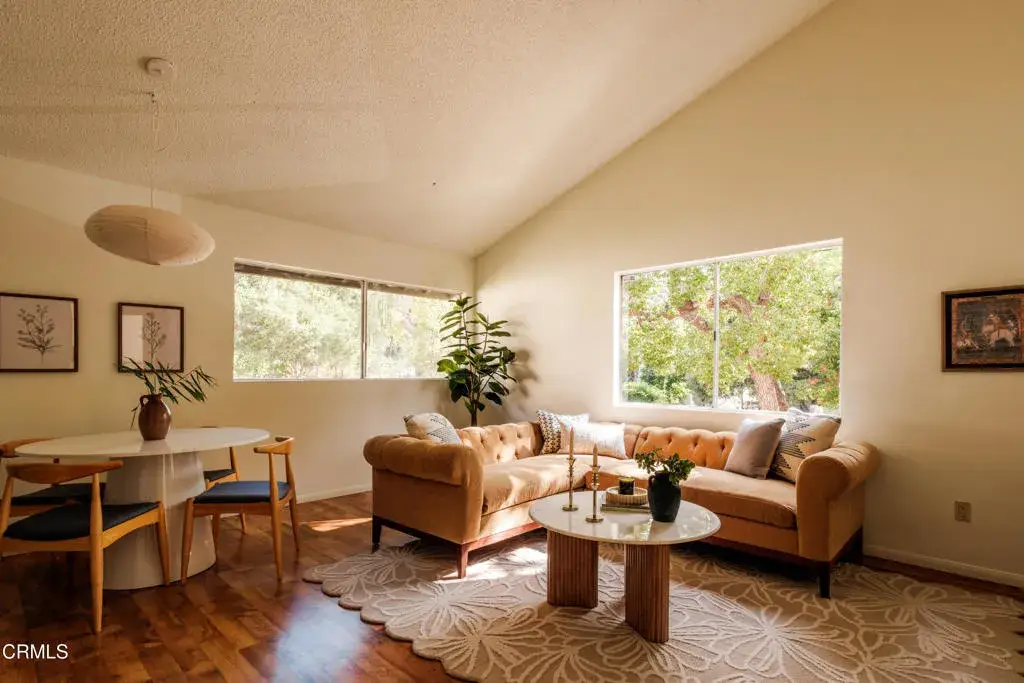 1101 N Summit Avenue #1, Pasadena, CA 91103 - #1
