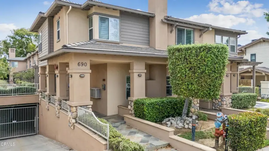 690 S Marengo Avenue #5, Pasadena, CA 91106 - #3