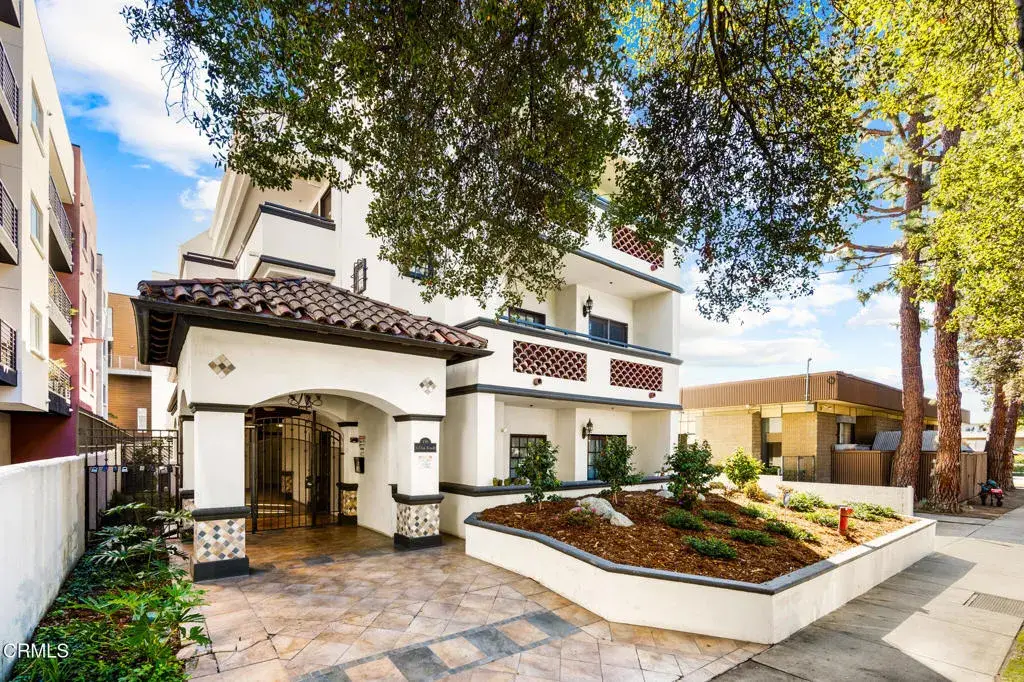 156 S Oak Knoll Avenue #305, Pasadena, CA 91101 - #1