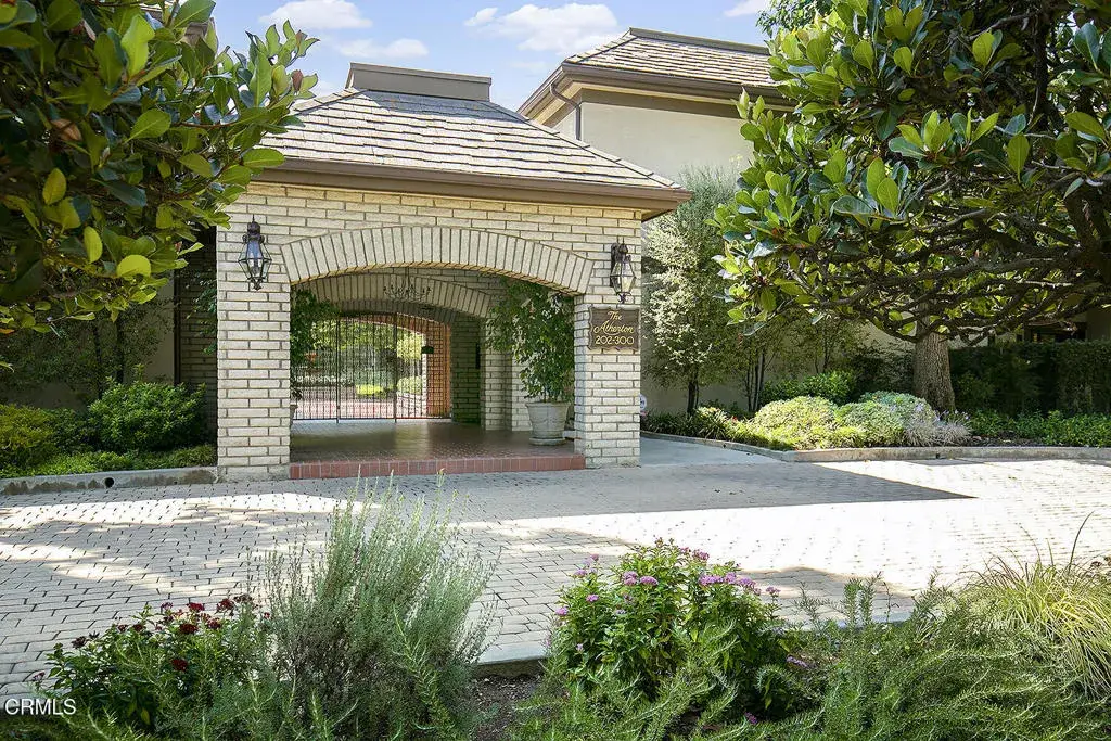 288 Palmetto Drive, Pasadena, CA 91105 - #1