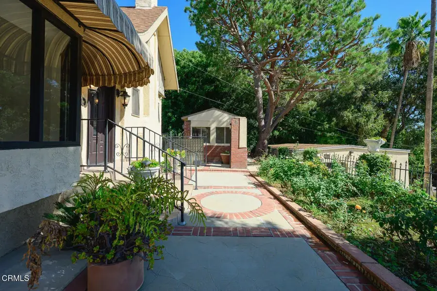 3267 Waverly Drive, Los Angeles, CA 90027 - #3