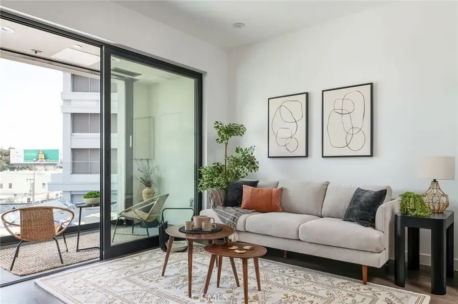 118 Astronaut Ellison S Onizuka Street #504, Los Angeles, CA 90012 - Image #3