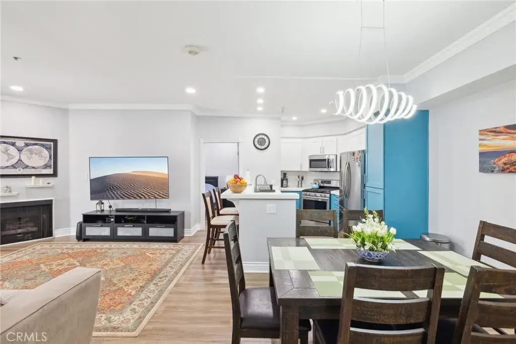 14914 Hamlin #104, Van Nuys, CA 91411 - Image #1