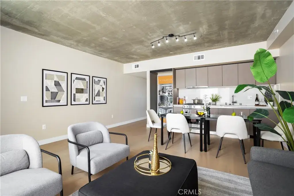 380 Cordova Street #401, Pasadena, CA 91101 - Image #1