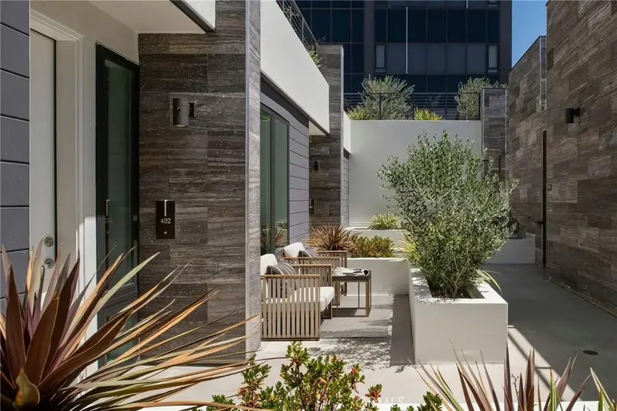 380 Cordova Street #401, Pasadena, CA 91101 - Image #3