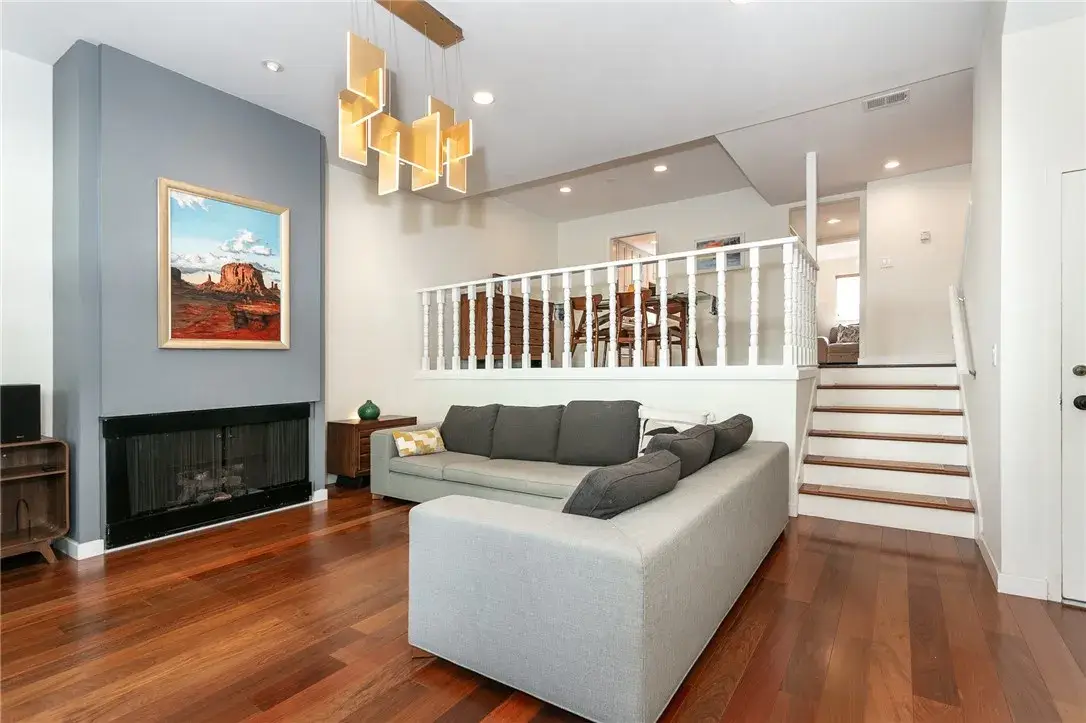 4938 Mcconnell Avenue, Los Angeles, CA 90066 - Image #1