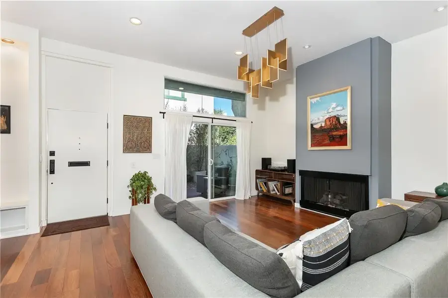 4938 Mcconnell Avenue, Los Angeles, CA 90066 - Image #2